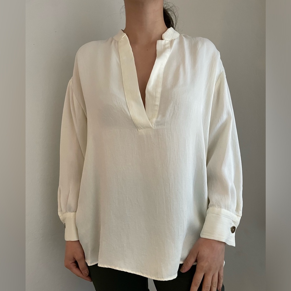 Brand New Oversized Satin Zara Shirt – Classic & Timeless